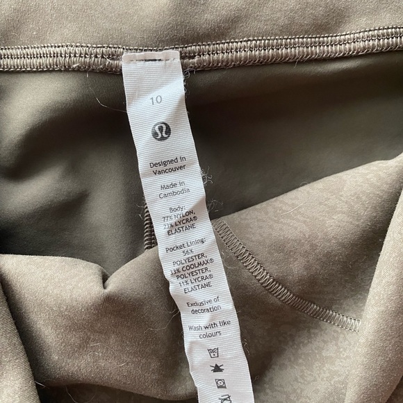 Lululemon Wunder Train HR short 6” size 10 in Blaze Nomad - Picture 3 of 3